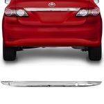 Aplique Cromado Puxador Tampa Porta Malas Toyota Corolla 2012 a 2014 com Furo da Fechadura