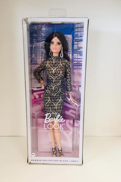 Barbie Collector Tapete Vermelho - Mattel