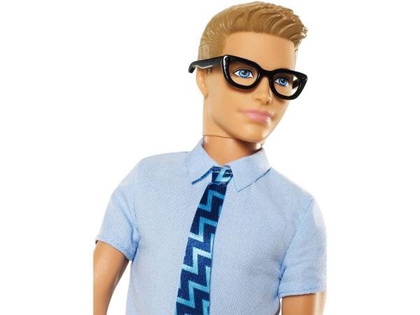 Barbie Ken Super Repórter com Acessórios - Mattel