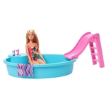 Barbie Piscina Chique com Boneca GHL91 Mattel