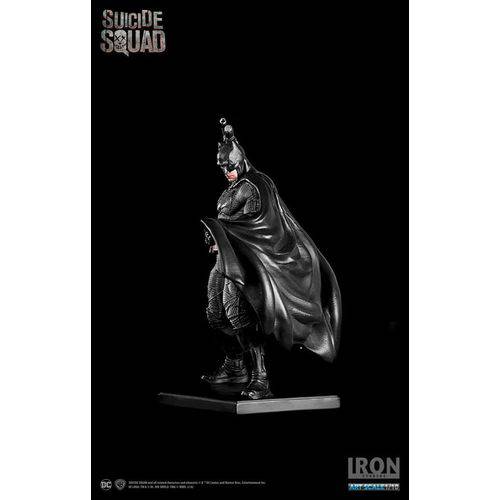 Tudo sobre 'Batman - Suicide Squad Esquadrão Suicida 1:10 Art Scale Iron Studios'