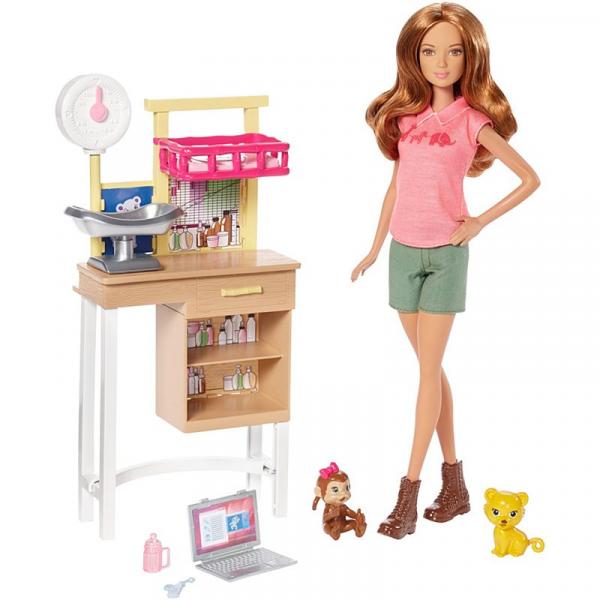 Boneca Barbie Conjunto Veterinária DHB63 Mattel