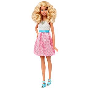 Boneca Barbie Fashionistas Vestido Branco com Rosa
