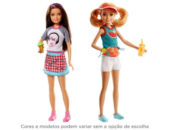 Boneca Barbie FHP61 com Acessórios - Mattel