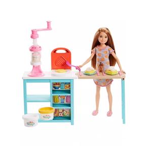 Boneca Barbie Stacie Estação de Doces FRH74 - Mattel