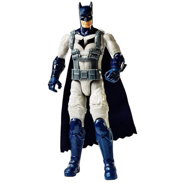 Boneco Batman com Armadura Mattel FVM75