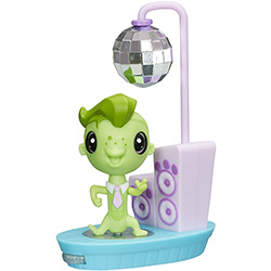 Brinquedo Fig. Littlest Pet Shop Movimentos Mágicos no Cenário - Gatinho A5127/A6377 - Hasbro