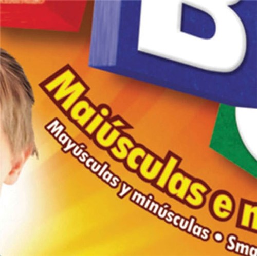 Brinquedo Pedagógico em Madeira ABC Maiúsculas Minúsculas 72 Pçs Xalingo