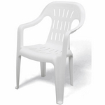 Cadeira Plástica com Apoio de Braço Ubatuba Branca