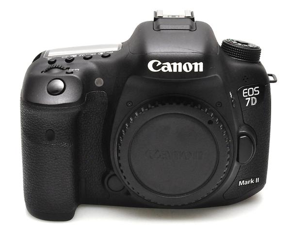 Câmera Canon EOS 7D Mark II - Corpo