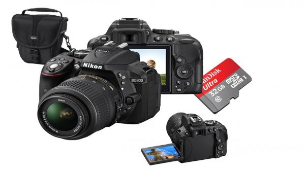 Câmera Digital DSLR Nikon D5300 Sensor CMOS DX 24.2MP 18-55mm + SD 32 Gb e Bolsa