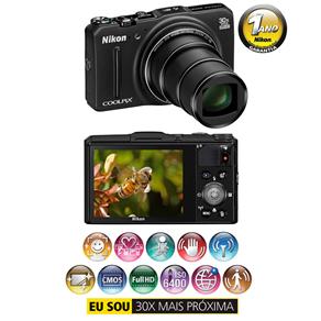 Câmera Digital Nikon Coolpix S9700 Preta - 16.0MP, LCD 3.0", Zoom 30x, Detecção de Movimento, Wi-Fi e Vídeo Full HD + Cartão de 4GB