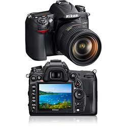 Câmera Digital Nikon DSLR D7000 16.2MP Lente Nikkor 18-105mm Preta
