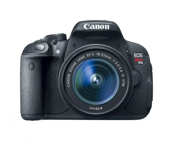 Câmera Digital SLR Canon Rebel T5i (700D) - 18MP / Full HD / Lente 18-55mm / LCD 3.0