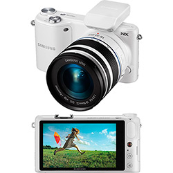 Câmera Digital Smart Samsung 20.3MP - Lentes Intercambiáveis - Gravação de Filmes em Full HD - NX2000 Branca NAC