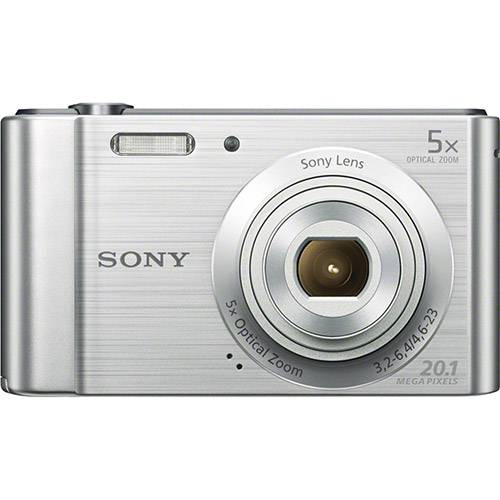 Câmera Digital Sony W800 20.1MP 5x Zoom Óptico 29MB Foto Panorâmica Vídeos HD - Prata