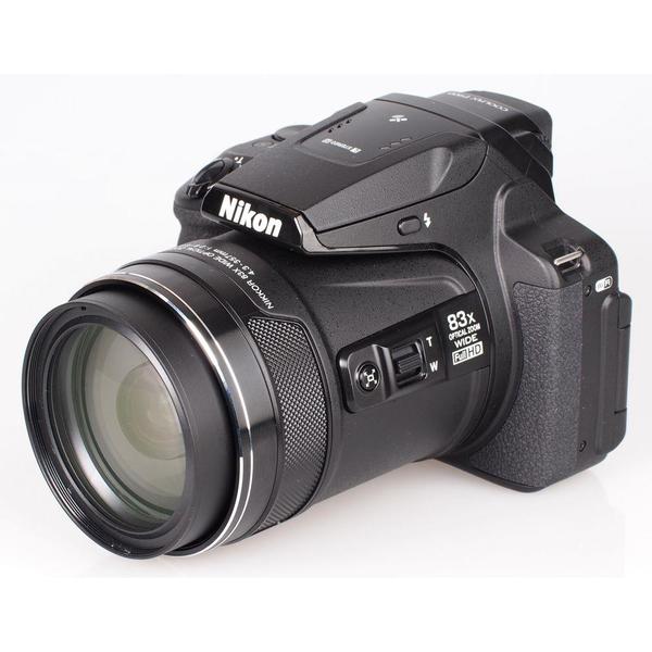 Câmera Nikon Coolpix P900 16,0 Mp Dslr Zoom 83x Lente 2.000 Mm Wi-Fi + Nfc