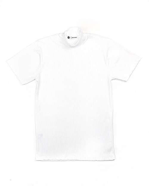 Camisa Branca Gola Alta Manga Curta (Pequenos Defeitos) (P)