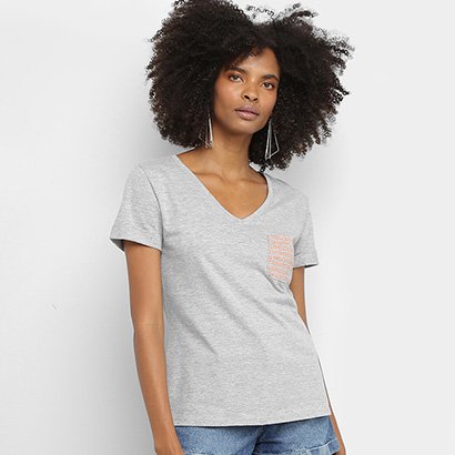 Camiseta Calvin Klein Bolso Gola V Feminina