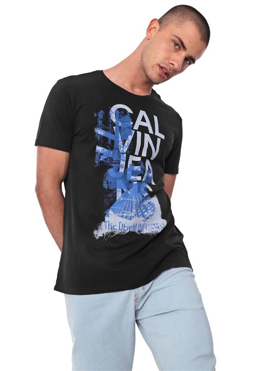 Tudo sobre 'Camiseta Calvin Klein Jeans Industry Preta'