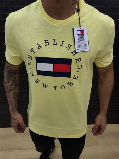 Camiseta Peruana Tommy Hilfiger Amarela (P)