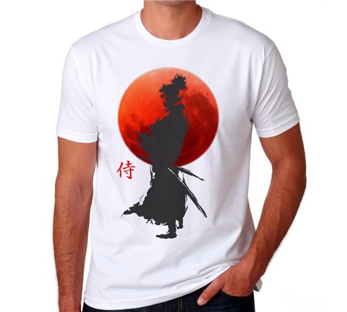 Camiseta Samurai Lua Vermelha (Branco, M)
