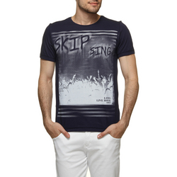 Camiseta Sommer Skip Sing