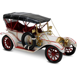 Tudo sobre 'Carro Decorativo 1912 Oldsmobile Branco/Vermelho - Importado'