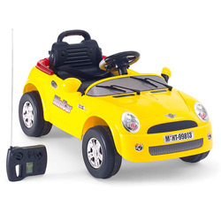 Carro Elétrico Homeplay Multicar com Controle Remoto 6V Amarelo