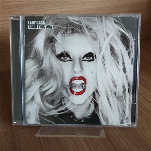 Tudo sobre 'Cd Lady Gaga : Born This Way Deluxe Edition'
