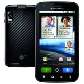 Celular Desbloqueado Claro Motorola Atrix Preto Android 2.3 com Câmera 5.MP, 3G, Wi-Fi, GPS, Dual-Core, Bluetooth, Motoblur e Fone de Ouvido