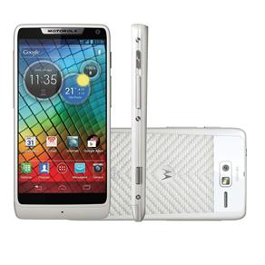 Tudo sobre 'Celular Desbloqueado Motorola RAZR™ I Branco C/ Processador Intel® de 2 GHz, Tela de 4.3’’, Android 4.0, Câm. 8MP, Wi-Fi, 3G, NFC, GPS e Bluetooth'