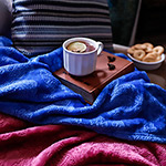 Cobertor Casal Flannel 3D Arabesco Cereja - Casa & Conforto