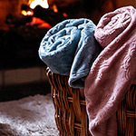Tudo sobre 'Cobertor Solteiro Flannel 3D Floral Rosé - Casa & Conforto'