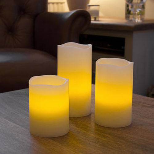 Tudo sobre 'Conjunto 3 Velas Led Parafina C/ Controle Remoto'