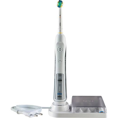 Escova Elétrica Oral-B Professional Care 5000 D34 110V Branca