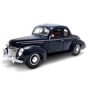 Tudo sobre 'Ford Deluxe 1939 1:18 Maisto Special Edition Azul'