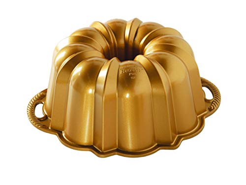 Forma para Bolo Nordic Ware Dourado