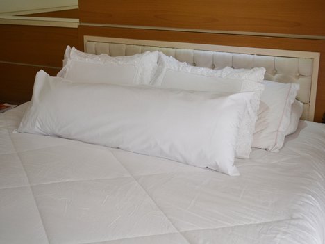 Fronha Avulsa Percal para Travesseiro Body Pillow 40Cm X 1,30M Branco