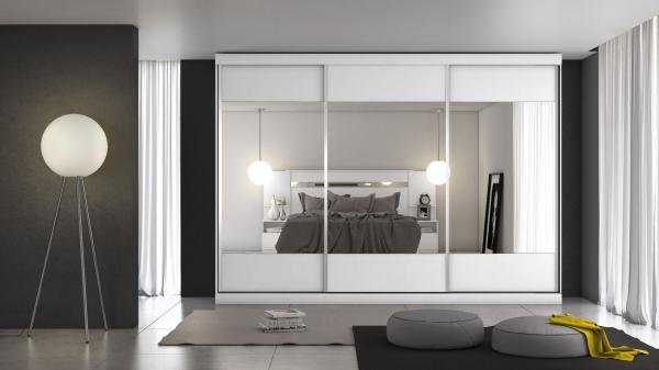 Guarda-roupa Casal 3 Porta e 4 Gavetas Milano Espelhado Branco Acetinado - Móveis Europa