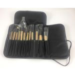 Kit com 12 Pincéis para Maquiagem com Estojo