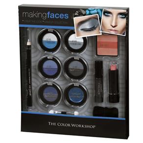 Tudo sobre 'Kit de Maquiagem Markwins Making Faces Aqua Bella'