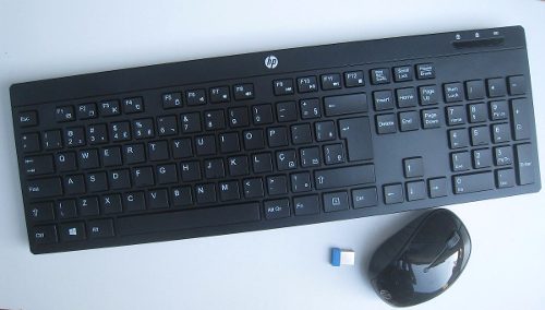 Kit de Teclado e Mouse Sem Fios HP 200 - Z3Q63AA