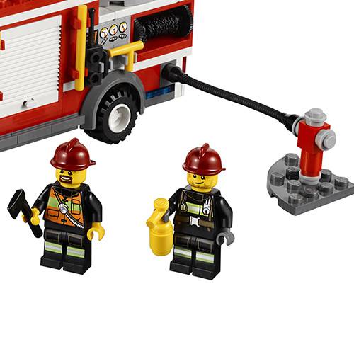 Lego City - Caminhão de Combate ao Fogo 60002