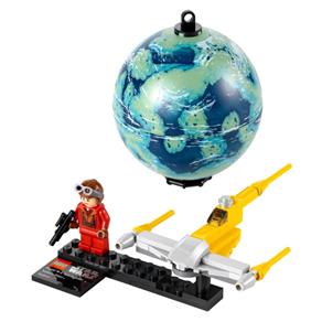 LEGO Star Wars - Naboo Starfighter e Naboo - 9674