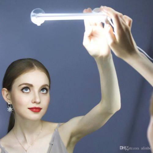 Tudo sobre 'Luz Led para Maquiagem com Ventosa para Espelho e Intensidade Ajustável'