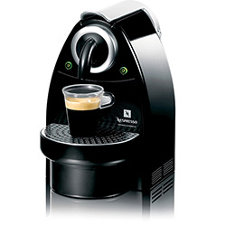 Máquina de Café Nespresso Essenza Auto Black