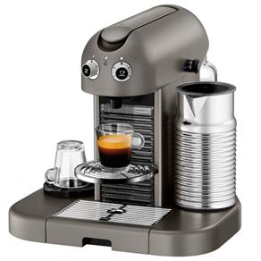 Máquina de Café Nespresso Gran Maestria Titanium com Aeroccino