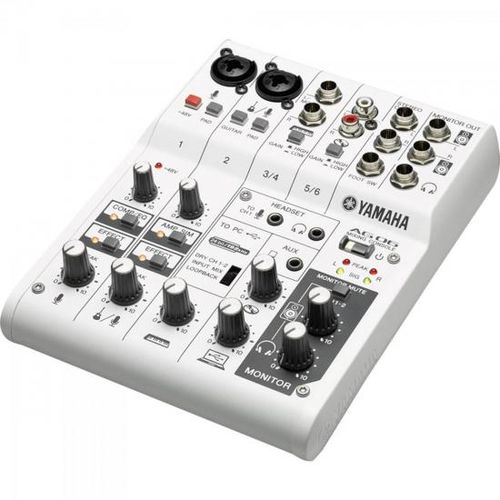 Mesa de Som e Interface de Áudio 6 Canais Ag06 Branca Yamaha