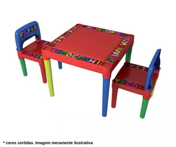 Mesinha Infantil com 2 Cadeiras de Plástico Mesa Educativa - Tritec